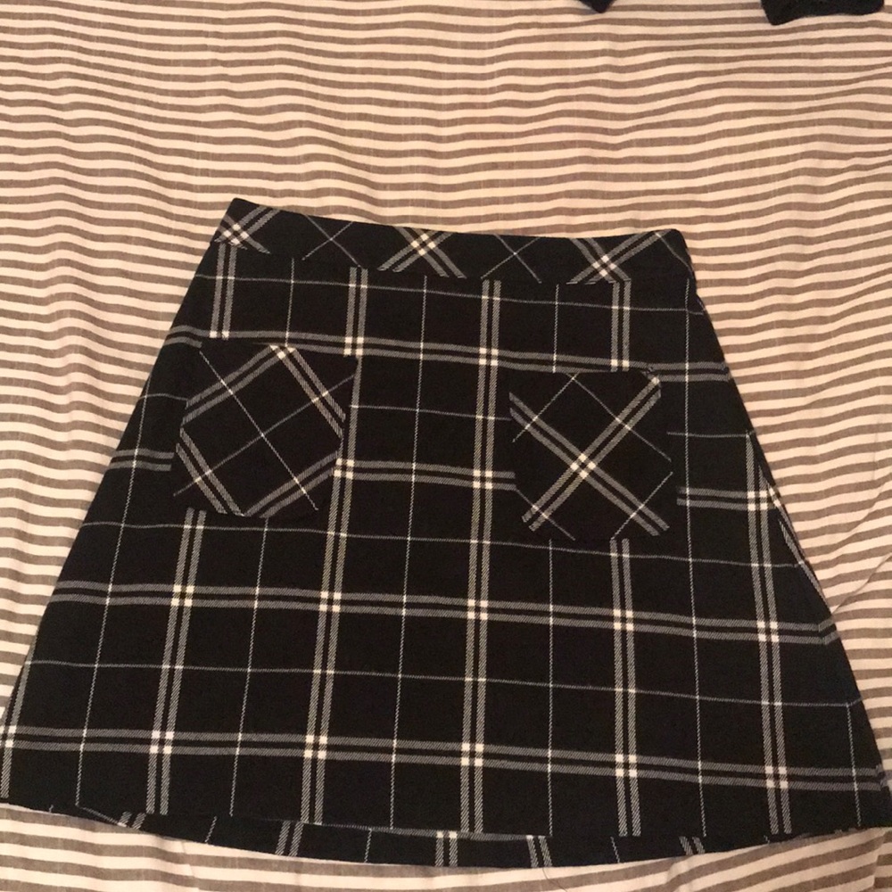 NWT black checkered mini skirt